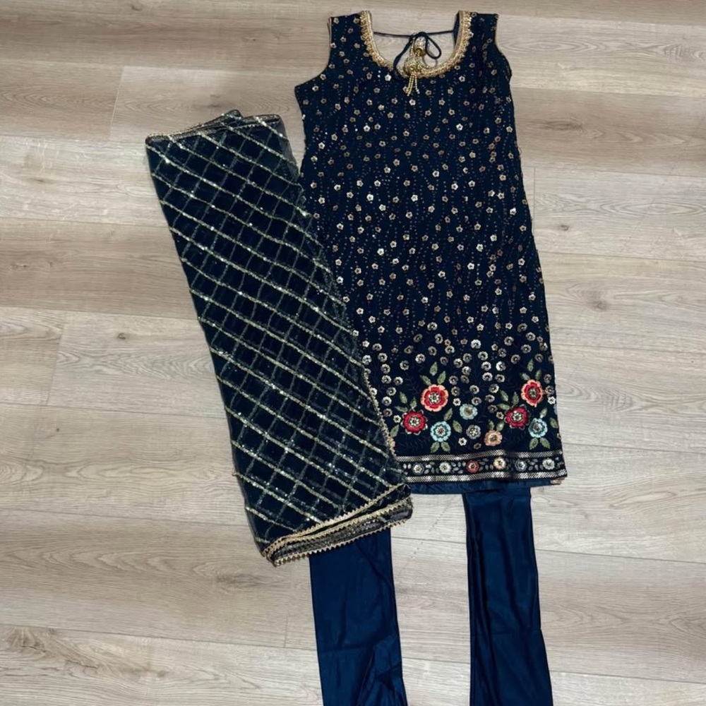 Embellished Black and Gold Punjabi suit with Leggings